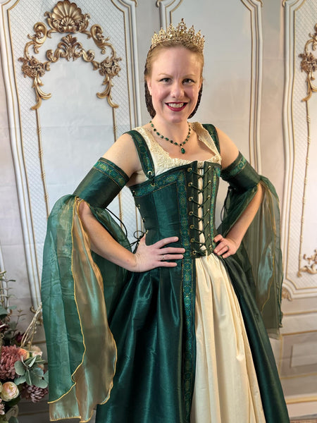 Venetian Courtesan Gown - Hunter Green Dupioni